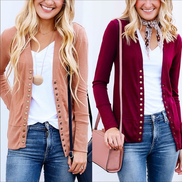 💐SUPER COMFY CARDIGAN, & GREAT FOR LAYERING. SOFT - Picture 3 of 3